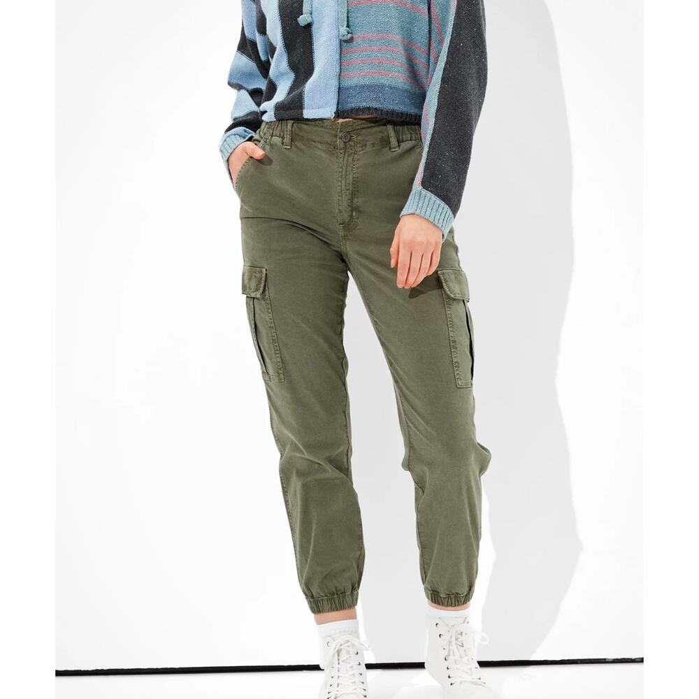 American Eagle Olive Mom Jogger